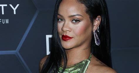 rihanna boobs|Rihanna delights over growing boobs as she discusses。